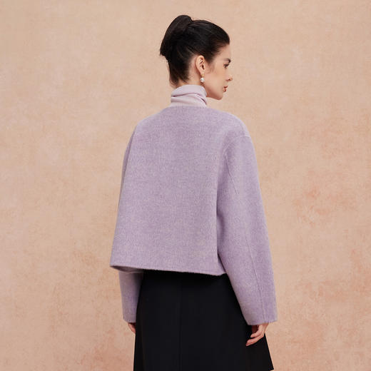 QH936斯尔丽25新款含羊绒含桑蚕丝复古小香风别致圆领小个子双面呢大衣 商品图4