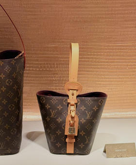 福利价all in BB 老花水桶包111908