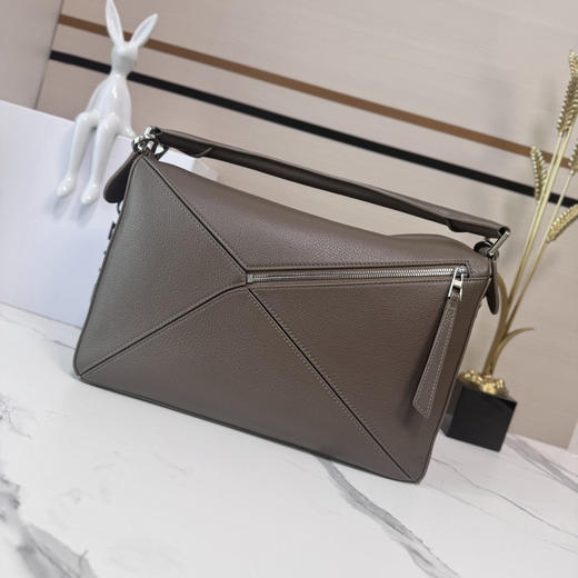 秋冬特惠💰1500 原单罗意威 LO℮w℮ 新尺寸 大号柔软鹿皮Puzzle 手袋052446 商品图2