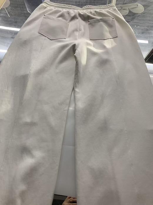 【微瑕专属 微信独享】启世录TIWILLTANG“分界矩阵”弧形分割结构休闲宽松白色卫裤 商品图7