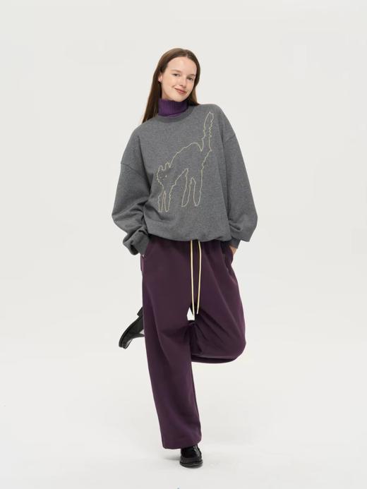 local tag/lt25awk62/生气猫咪 温暖杂灰色刺绣圆领卫衣 商品图3