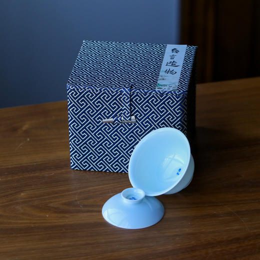 【曰何】 愚彻天蓝釉茶碗 商品图3