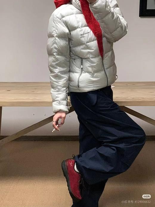 D112044日系纯色方格超轻量化立领绒羽绒服 商品图8