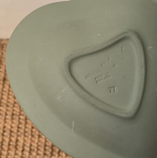 英国Wedgwood Jasperware浮雕陶瓷扑克系列首饰盘 鼠尾草绿 商品图6