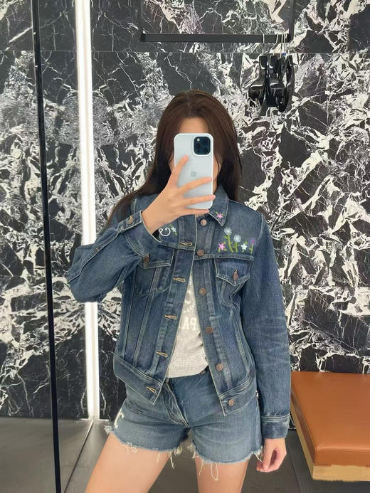 赛琳 25秋冬新款 刺绣花朵牛仔外套(TM) 商品图1