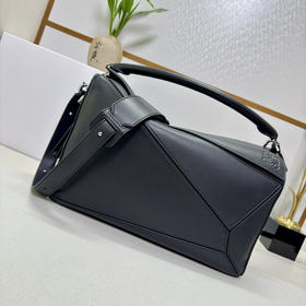 秋冬特惠💰1600 原单罗意威 LO℮w℮ 新款 大号纳帕羊皮革 Featherlight Puzzle 手袋652567