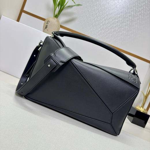 秋冬特惠💰1600 原单罗意威 LO℮w℮ 新款 大号纳帕羊皮革 Featherlight Puzzle 手袋652567 商品图0