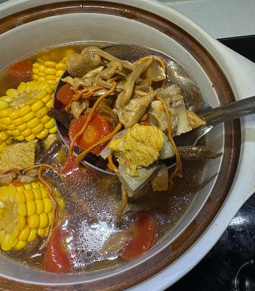 好东西！云南菌菇包30克   含三种菌类 蛹虫草，鹿茸菇，榆黄菇  菌汤包 地方特产干货 商品图1