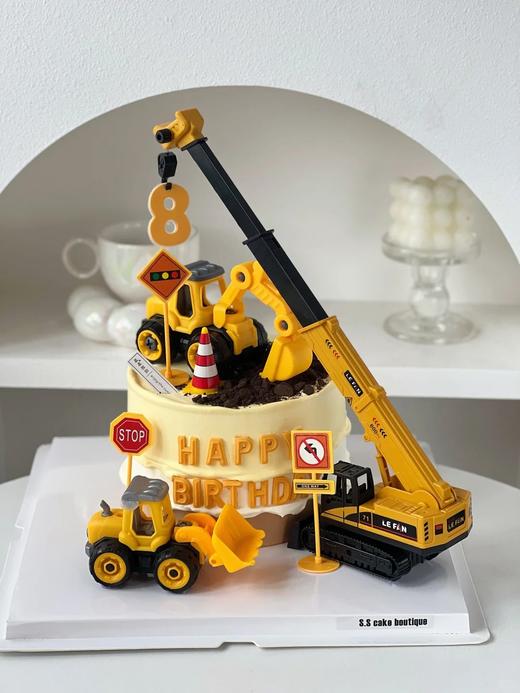 【周年庆精选】工程车吊车蛋糕男孩最爱B款 商品图0