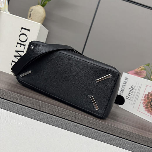 秋冬特惠💰1500 原单罗意威LO℮w℮ 新尺寸 大号柔软鹿皮Puzzle 手袋052446 商品图3