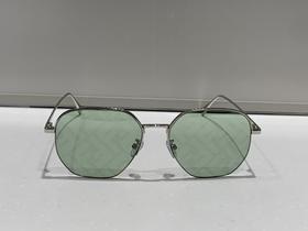 THELIOS 芬迪 太阳眼镜男女同款  FE40004U5516Q-F【不退不换，介意勿拍】