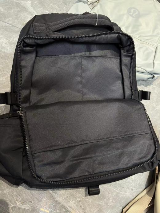 D112031大容量自重轻22L瑜伽运动防水双肩背包 商品图9