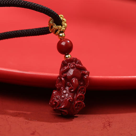 【祈愿吉品】「貔貅吸金」八方来財朱砂貔貅项链 商品图4