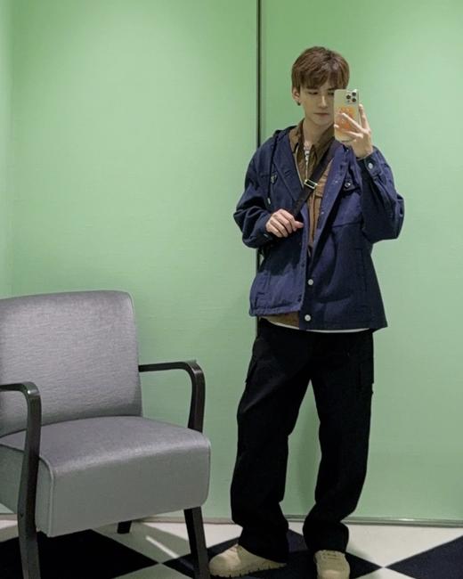 普拉达 25FW三角标棉质连帽牛仔外套（DY） 商品图4