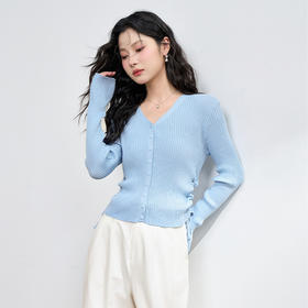 西遇长袖毛衣新款法式v领设计感抽绳褶皱修身显瘦针织衫P0043239