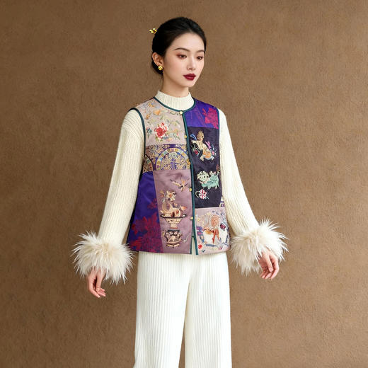 R252861马甲 商品图2