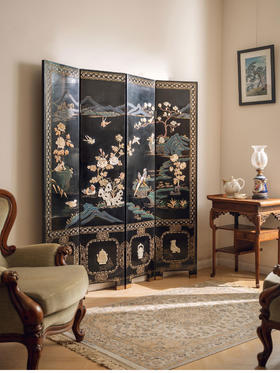 【已售】独角鹿西洋古董20世纪中国创汇时期出品「玉堂春暖」主题硬石镶嵌黑漆描金屏风