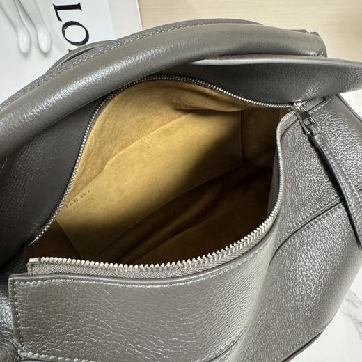 秋冬特惠💰1500 原单罗意威 LO℮w℮ 新尺寸 大号柔软鹿皮Puzzle 手袋052446 商品图7