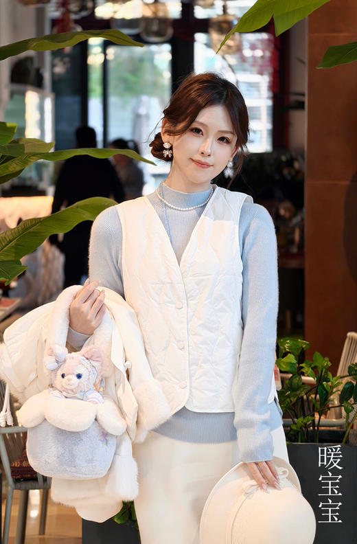 逸红颜明月优选#入冬神器!『暖宝宝』零压感90白鸭绒暖感马甲｜轻盈隐形的“保暖内搭神器” 商品图0