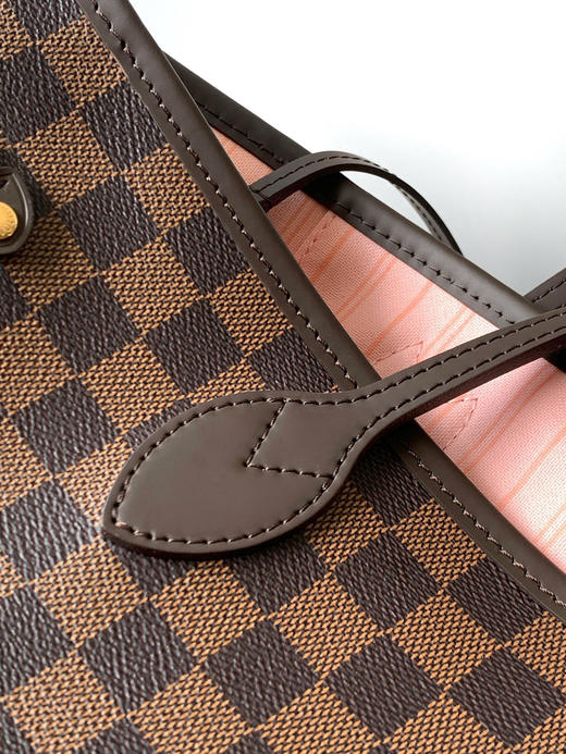 秋冬特惠💰1290 渠道级LV 【全钢五金 变码芯片】te级LV 全套包装 M41603咖啡格 经典购物袋 中号 商品图5