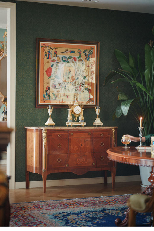 【已售】独角鹿西洋古董1890年代法国出品新古典主义风格铜鎏金镶嵌白色大理石壁炉座钟套件 商品图0