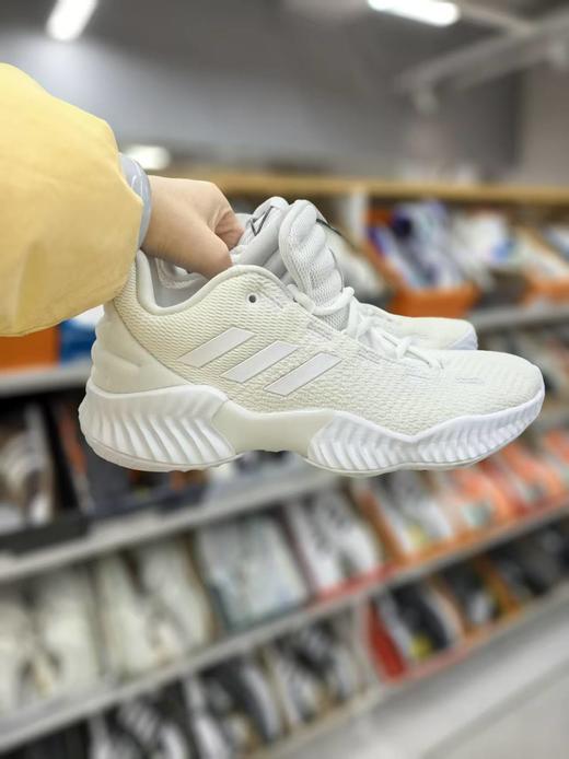 阿迪达斯篮球鞋159.9元（线上线下同步销售，不一定有货）448745-GY 商品图0