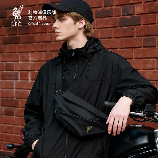 【官方正版】利物浦俱乐部 | 黑金腰包便携通勤斜跨背包球迷 商品图2