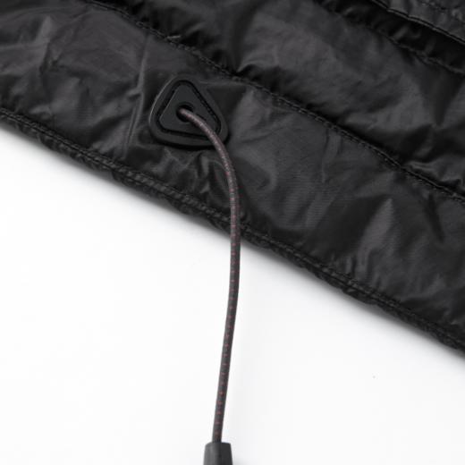 ROMI STUDIO”轻盈锁温“90白鹅绒卡扣收绳修身羽绒服 RWCAW86402 商品图4