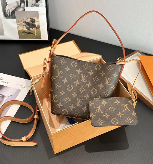 福利价all in BB 老花水桶包111908 商品图6