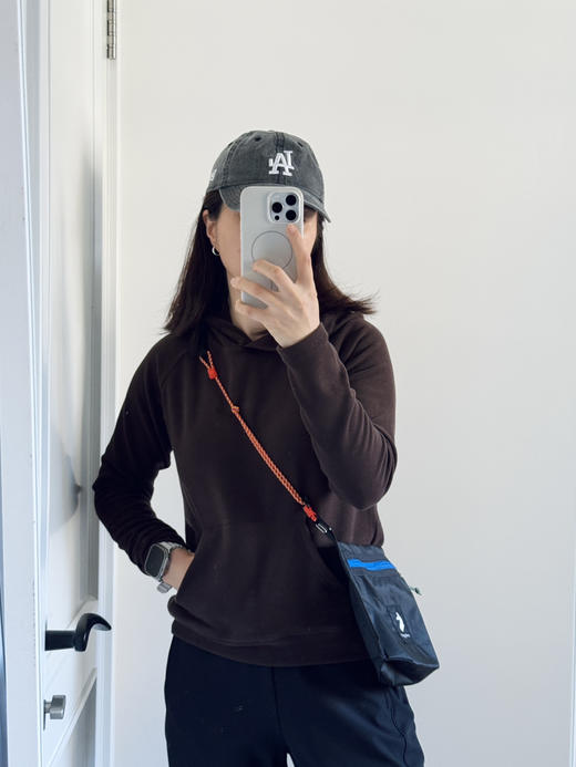 25秋冬--恒温小暖炉~轻糯德绒保温连帽卫衣【包邮+三天无理由退换】 商品图6