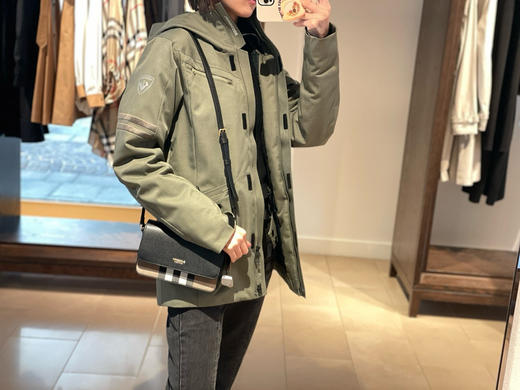 到手价3999元 Burberry巴宝莉 专柜款格纹斜挎包 美国代购，无中文标签，介意慎拍 商品图8