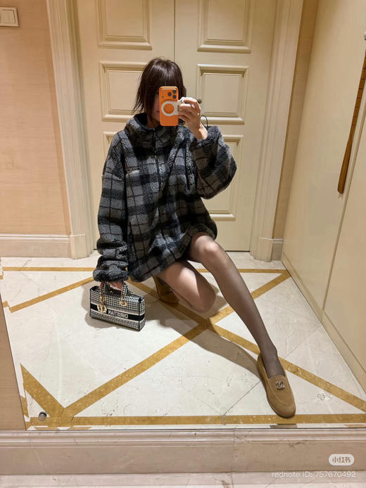 1120-2 月底发 独家圆正 白露同款 miu摇粒绒 拉链格子外套 我穿S宽松合适 商品图3