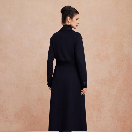 QH924斯尔丽25新款含羊绒性强修身气质高雅流金蝴蝶胸花长款羊毛大衣 商品图6