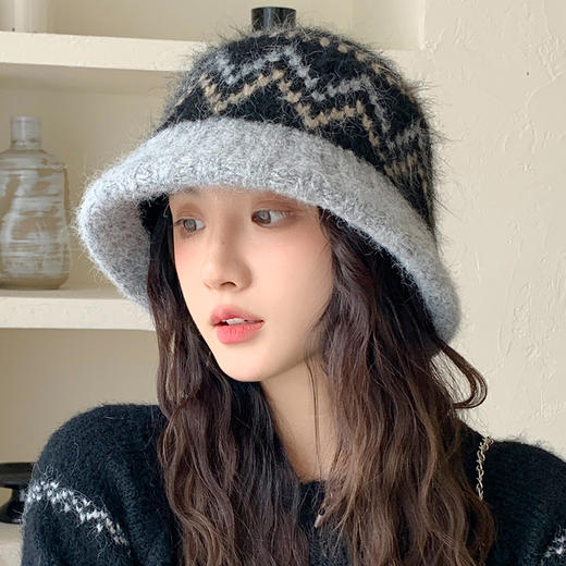 【QINGFAN费尔岛提花针织帽】经典费尔岛花纹 复古别致 柔软毛线材质 保暖亲肤 加大加深帽型 巧妙修饰脸型 ZXT 商品图1