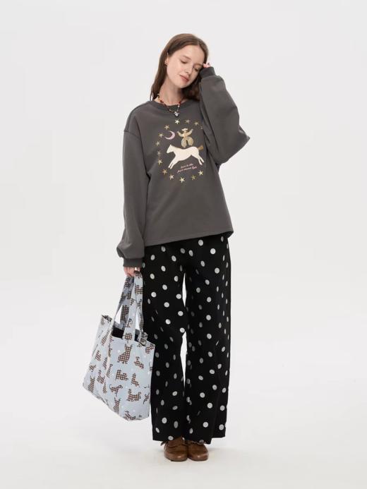 local tag/lt25awk34/星星小马 手绘金色印花长袖宽松卫衣 商品图2