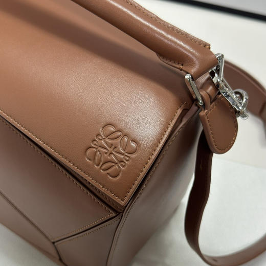 秋冬特惠💰1600 原单罗意威 LO℮w℮ 新款 大号纳帕羊皮革 Featherlight Puzzle 手袋652567 商品图4