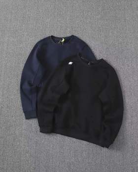 D112045秋冬休闲运动高克重立体剪裁圆领套头卫衣