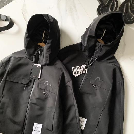 D112008秋冬新品工装风男士水感印花冲锋衣外套 商品图3