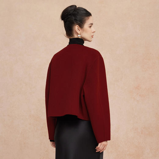 QH936斯尔丽25新款含羊绒含桑蚕丝复古小香风别致圆领小个子双面呢大衣 商品图1