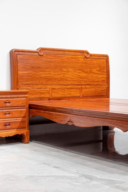 红桥红  家具严选  缅甸花梨（大果紫檀）【150 如意素面大脚 高低床 三件套】 商品图3