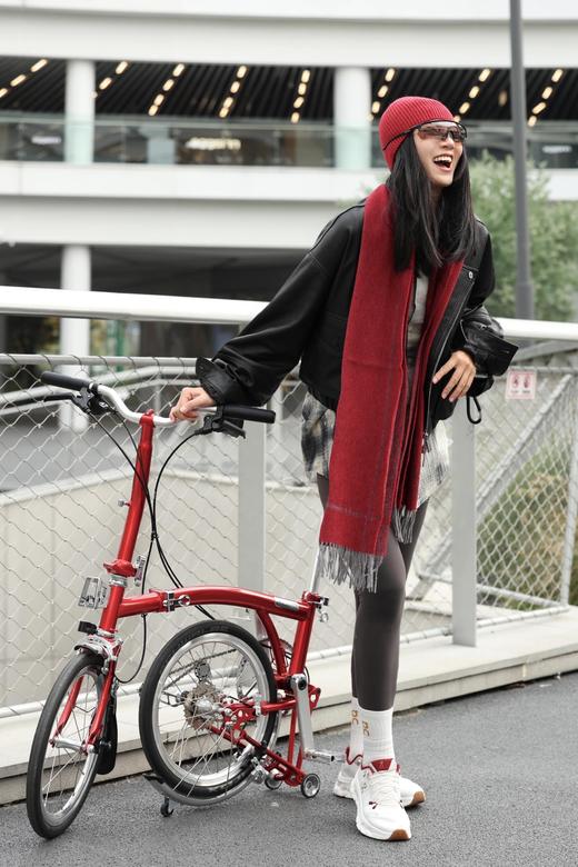 【双旦活动特惠：奥莱特卖场】On昂跑 限定款 Cloud X 4 &On昂跑 Cloudtilt 下单随机赠同品牌袜子一双 商品图7