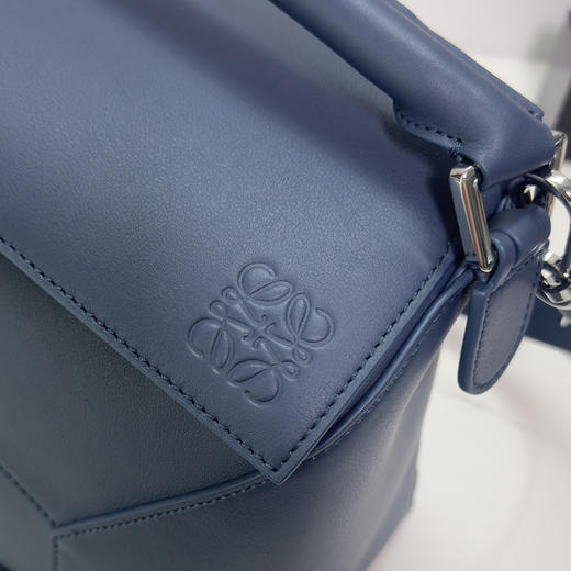 秋冬特惠💰1500 原单罗意威LO℮w℮ 新尺寸 柔软粒面牛皮革Puzzle 手袋062433 商品图4