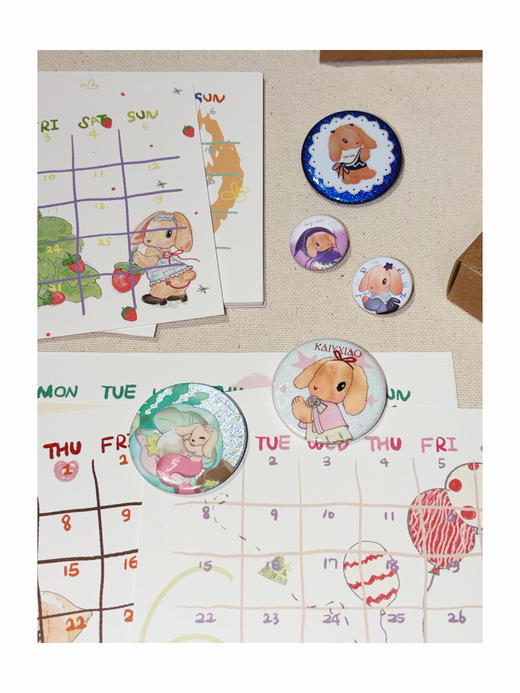 Kaiy Xiao 《瓜瓜与小芙》系列 日历木质摆件 商品图1