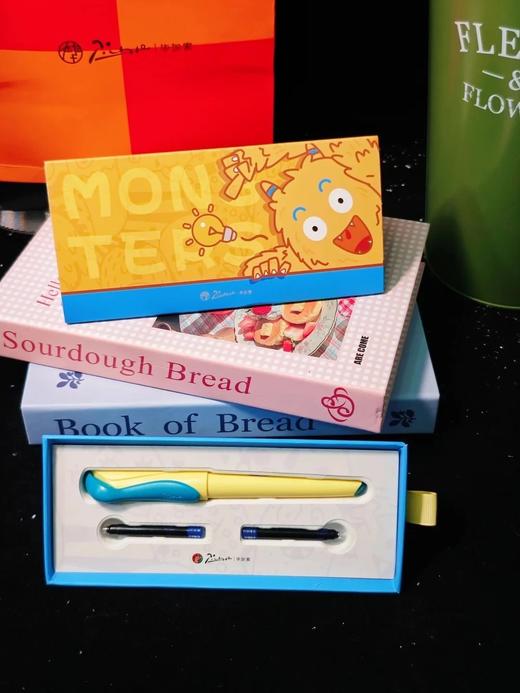 毕加索小怪兽钢笔 | 轻量人体工学设计、矫正握姿、书写更轻松、搭配非碳素墨囊、即插即用、流畅不堵笔、创意外观+实用功能、练字&记笔记 一‘笔’搞定！ 商品图0