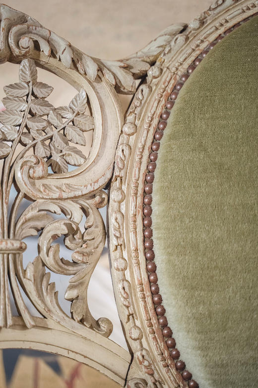 独角鹿西洋古董1950年代法国出品路易十五风格古典卷叶纹实木漆面精雕装饰绿色丝绒面双人位沙发 商品图8