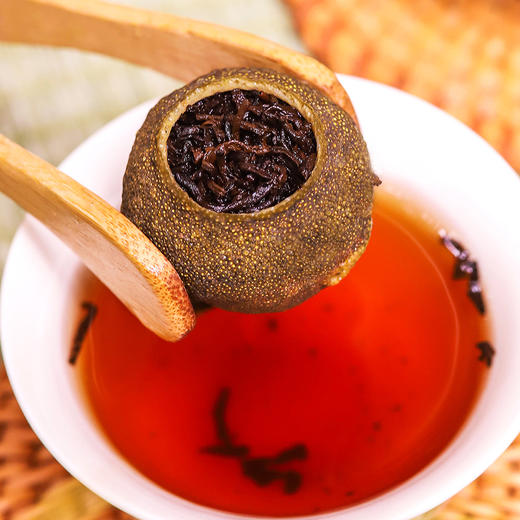 『新会柑普茶』新会生晒小青柑+勐海宫廷普洱熟茶，汤色红褐透亮，茶味柔润醇厚，柑香清幽绵长 商品图4