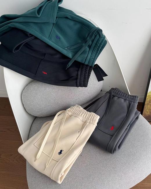 D112038小马女款刺绣德绒自发热面料小直筒裤 商品图4