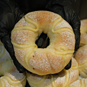 现烤面包—爆浆榴莲