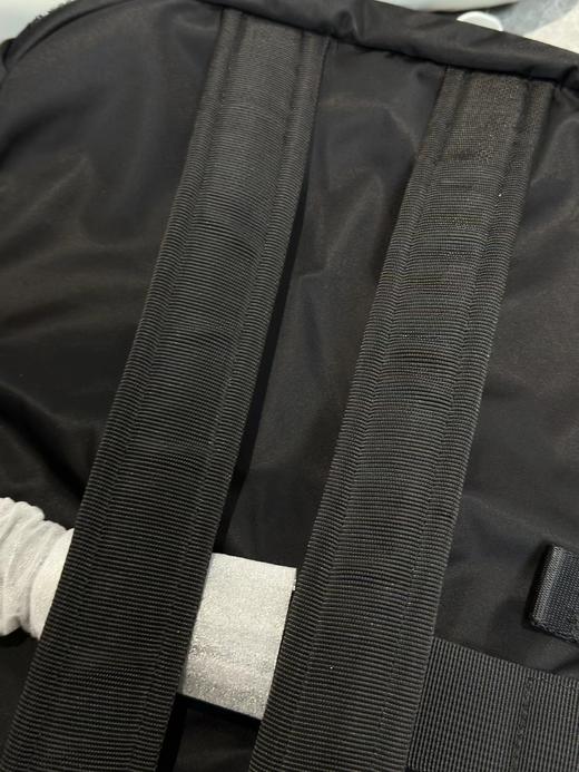 D112031大容量自重轻22L瑜伽运动防水双肩背包 商品图13