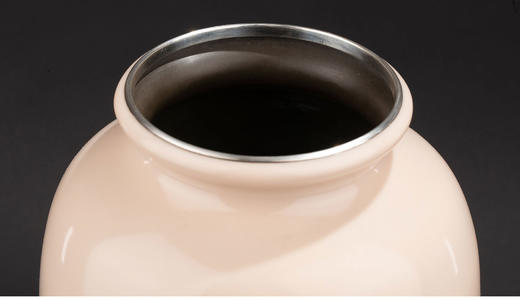 独角鹿西洋古董20世纪日本昭和时期七宝烧巨匠安藤重兵卫出品「橙」主题纯银胎七宝烧赏瓶 带原木盒 商品图4